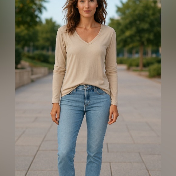 Wonderly Cream Long Sleeve Relaxed Blouse - Picture 1 of 4